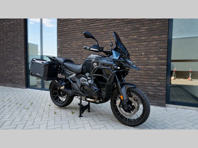 bmw - r-1300-gs-adventure-triple-black