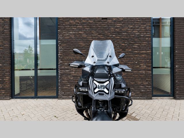 bmw - r-1300-gs-adventure-triple-black