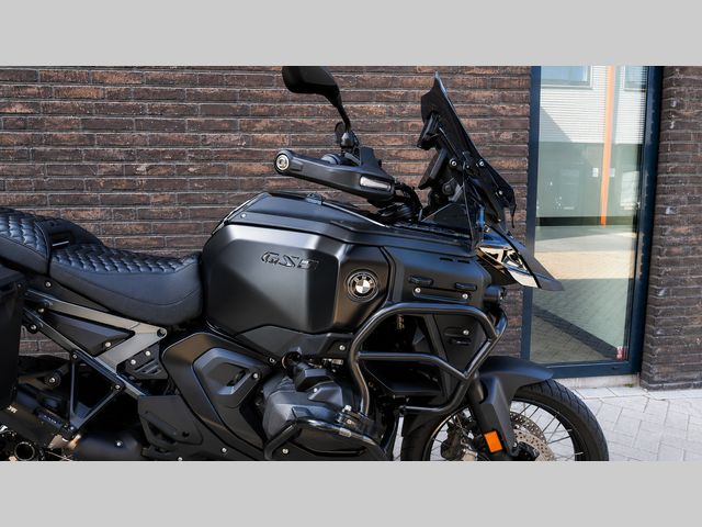 bmw - r-1300-gs-adventure-triple-black