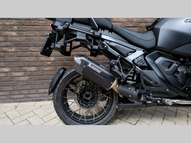 bmw - r-1300-gs-adventure-triple-black
