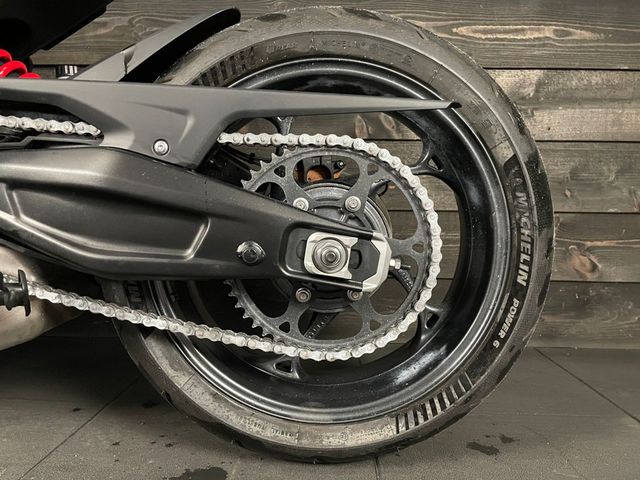 triumph - daytona-660