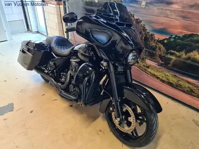 HARLEY-DAVIDSON STREET GLIDE FLHX – foto 3