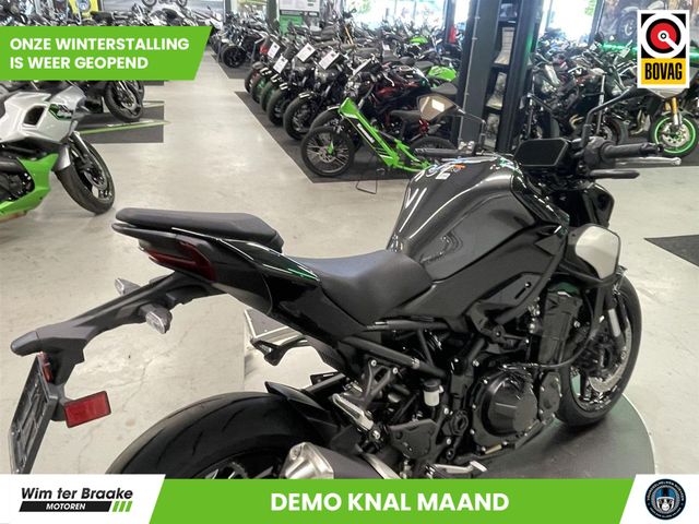kawasaki - z900