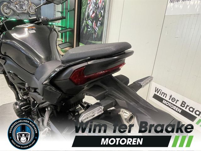 kawasaki - z900