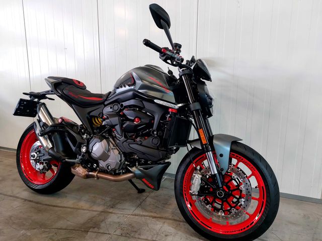 ducati - monster--