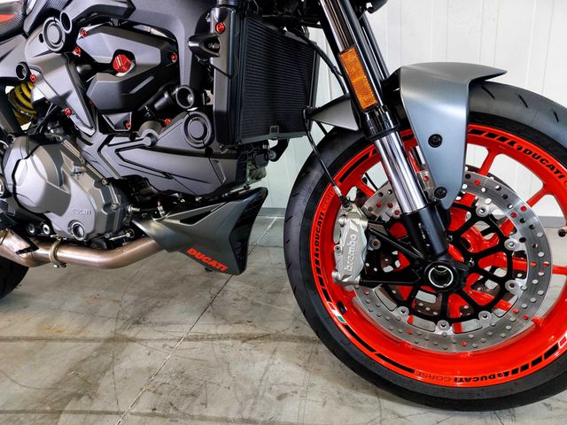 ducati - monster--