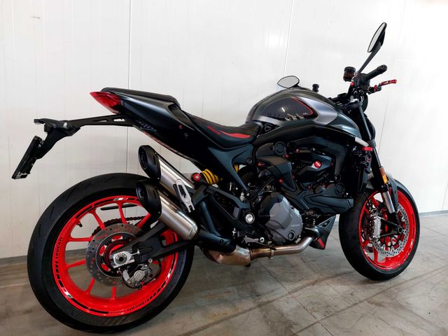 ducati - monster--