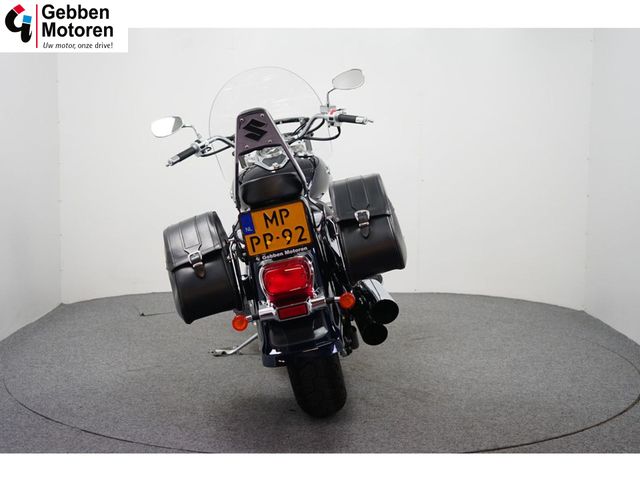 suzuki - c-800-intruder