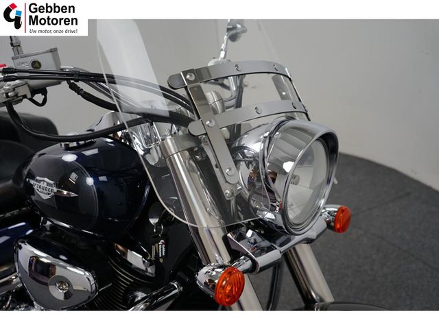 suzuki - c-800-intruder