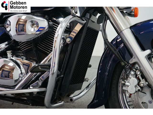 suzuki - c-800-intruder