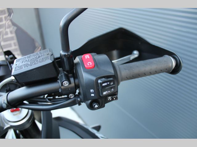 triumph - tiger-800-xcx