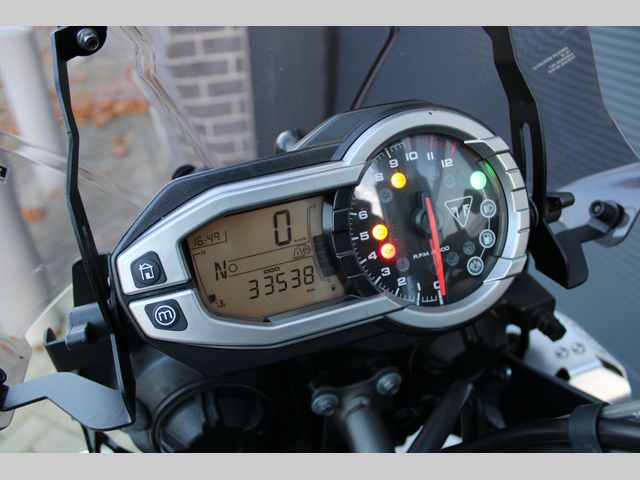 triumph - tiger-800-xcx