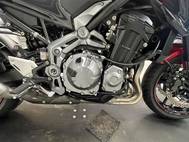 kawasaki - z900-performance