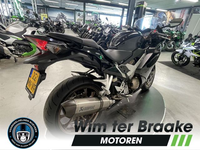 honda - vfr-800-fi-vtec-abs