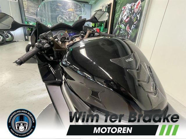 honda - vfr-800-fi-vtec-abs