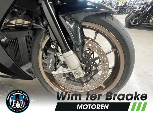 honda - vfr-800-fi-vtec-abs