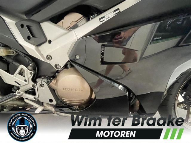 honda - vfr-800-fi-vtec-abs