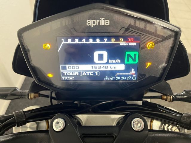 aprilia - dorsoduro-900
