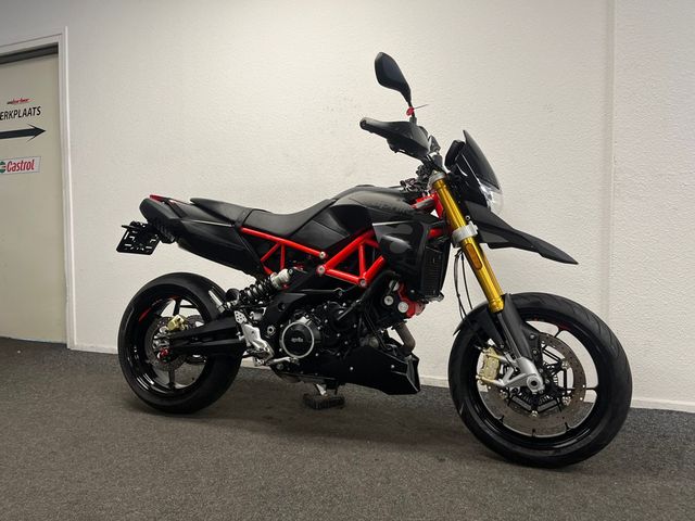 aprilia - dorsoduro-900