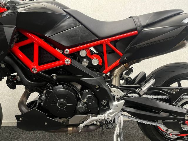 aprilia - dorsoduro-900