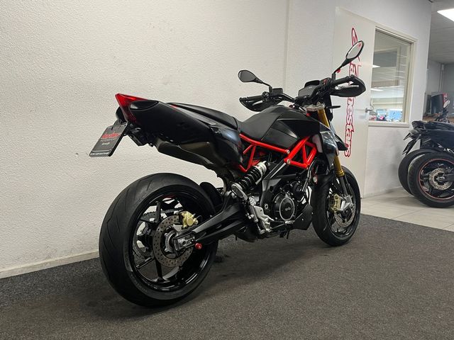 aprilia - dorsoduro-900