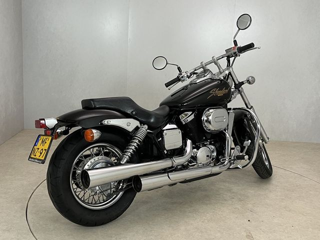 honda - vt-750--dc-black-widow