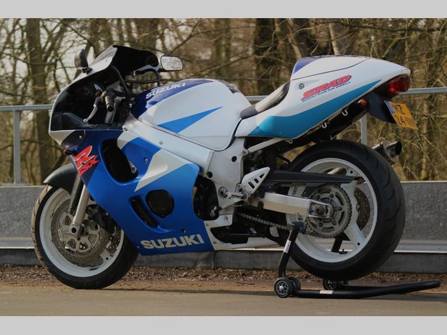 suzuki - gsx-r-600-srad