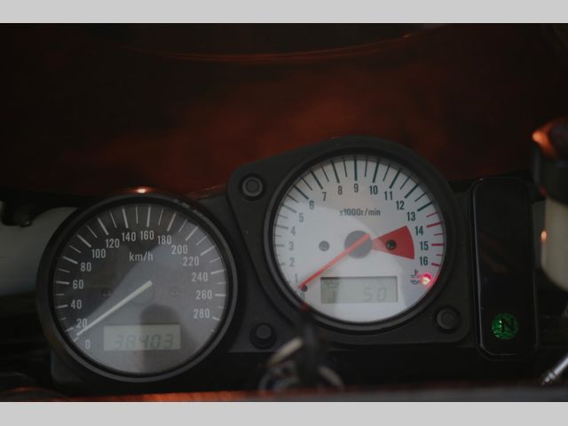 suzuki - gsx-r-600-srad