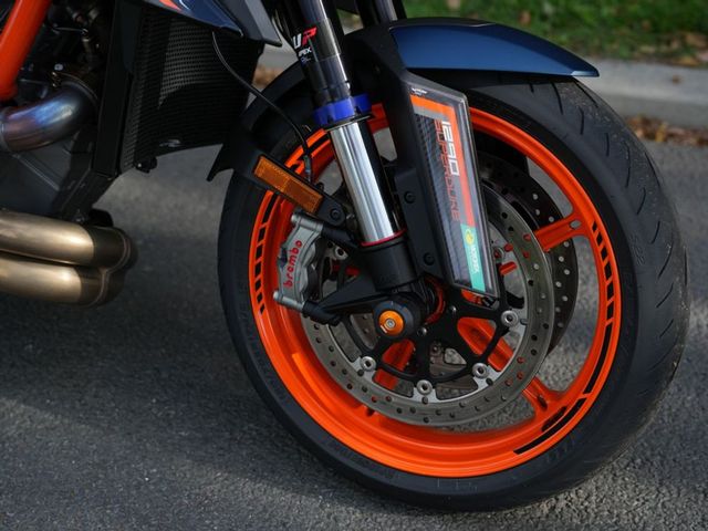 ktm - 1290-super-duke-r-evo