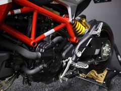 Ducati Hypermotard 939 | Akrapovic 2016 occasion – foto 17 van 23