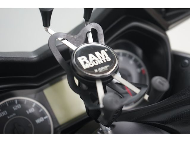 yamaha - x-max-300-abs