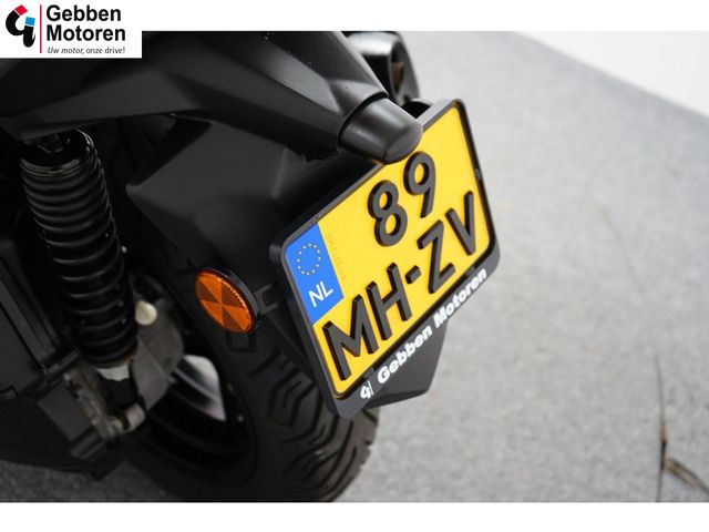 yamaha - x-max-300-abs