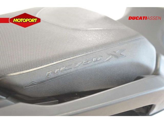 honda - nc-750-x-dct