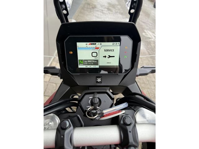 suzuki - v-strom-800