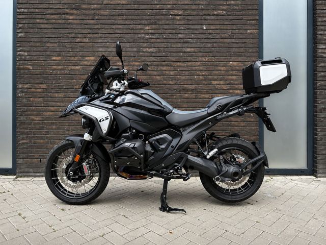 bmw - r-1300-gs