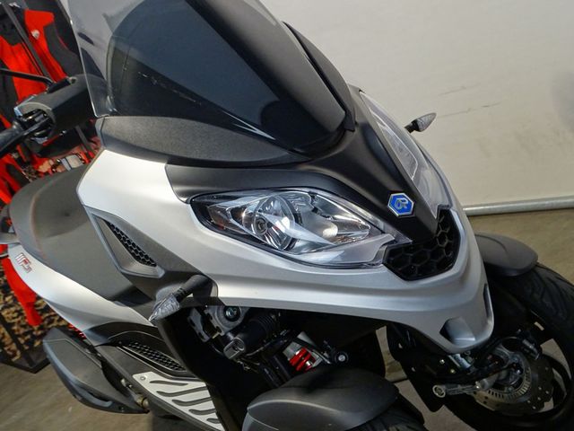 piaggio - mp3-300-abs-sport