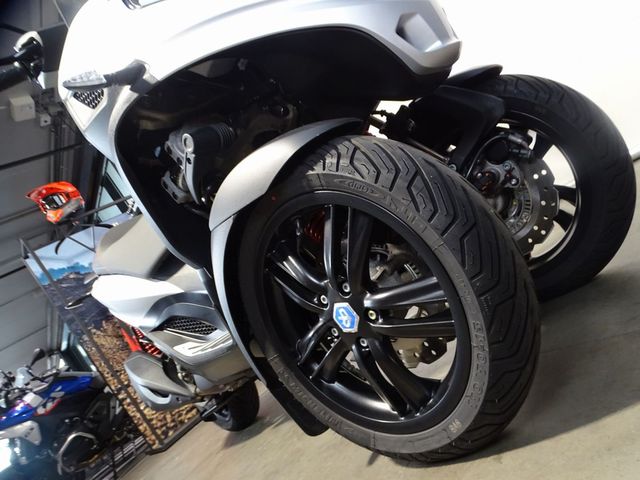 piaggio - mp3-300-abs-sport