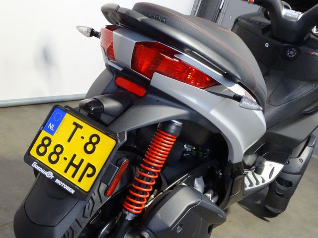 piaggio - mp3-300-abs-sport
