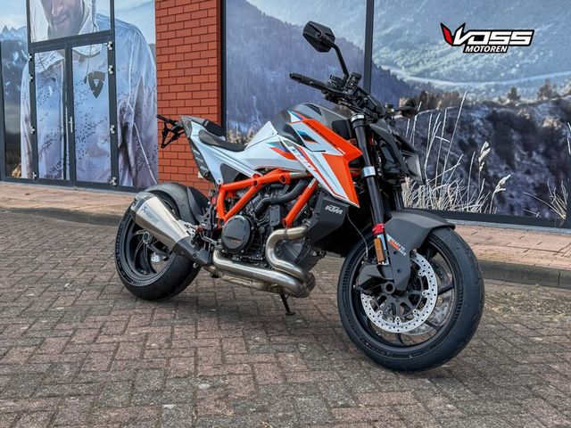 ktm - 1390-super-duke-rr