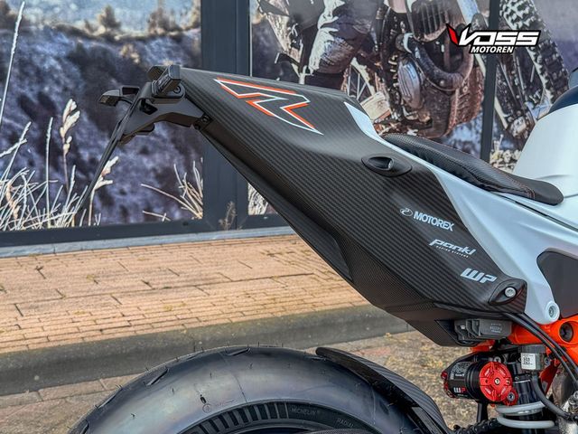 ktm - 1390-super-duke-rr