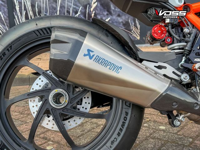 ktm - 1390-super-duke-rr