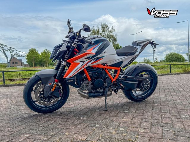 ktm - 1390-super-duke-rr