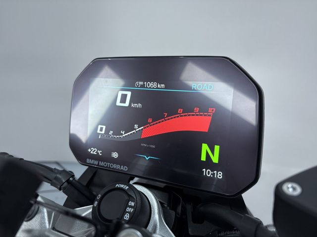 bmw - f-900-r
