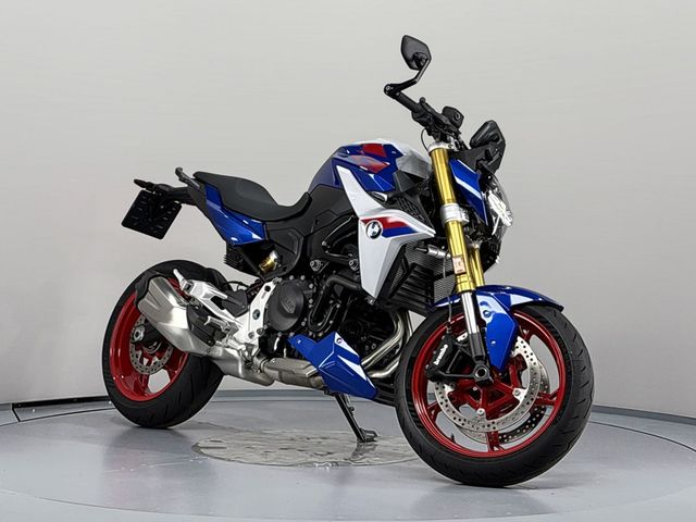 bmw - f-900-r