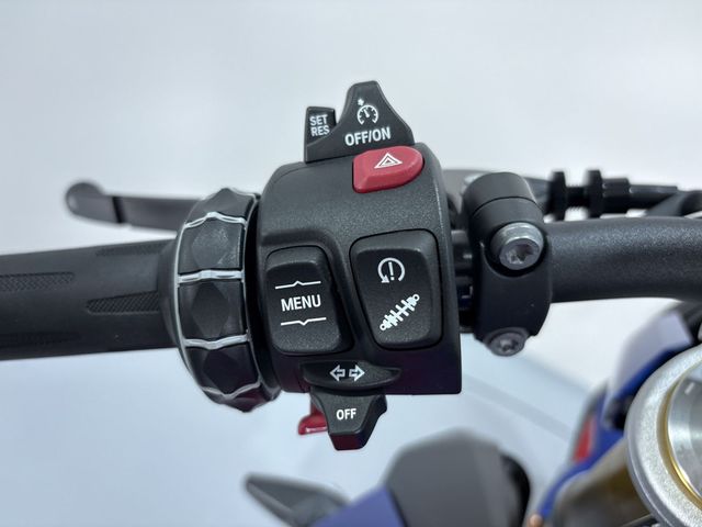 bmw - f-900-r