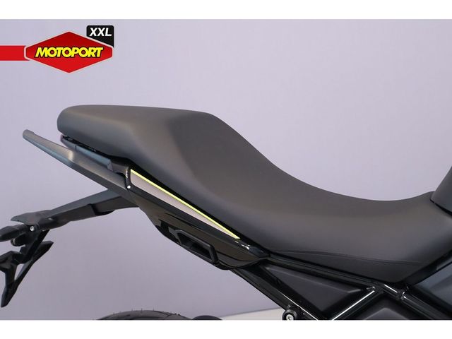 triumph - tiger-sport-800