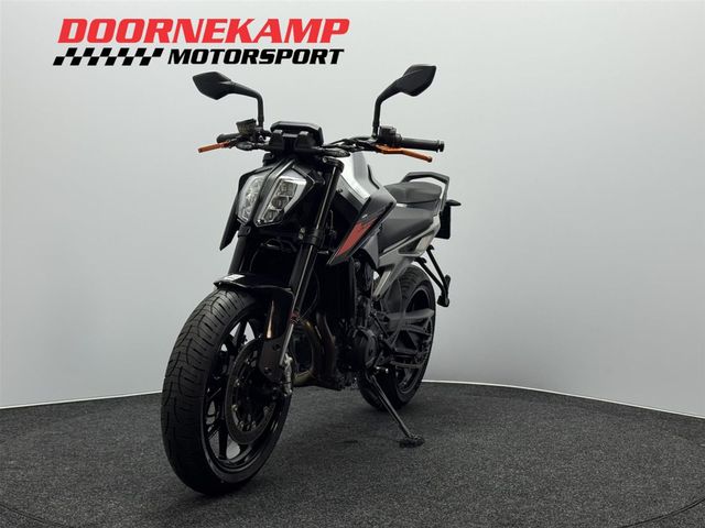 ktm - 790-duke