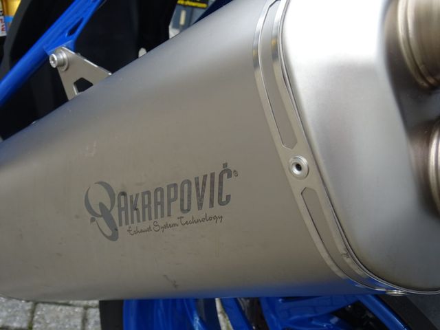 bmw - hp-2-megamoto