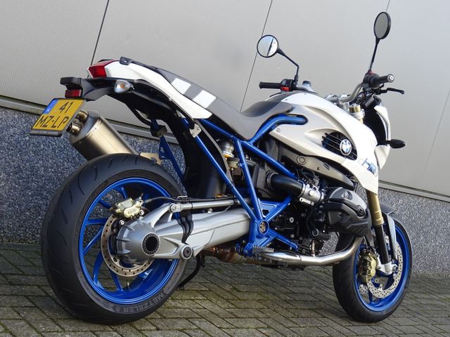 bmw - hp-2-megamoto