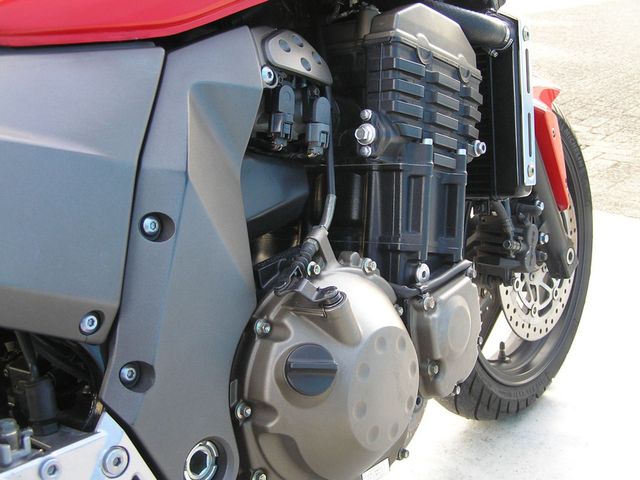 kawasaki - z-750